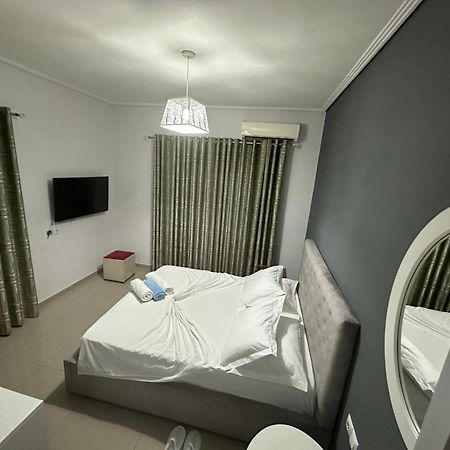 Hotel Elisabet Sarande Ngoại thất bức ảnh
