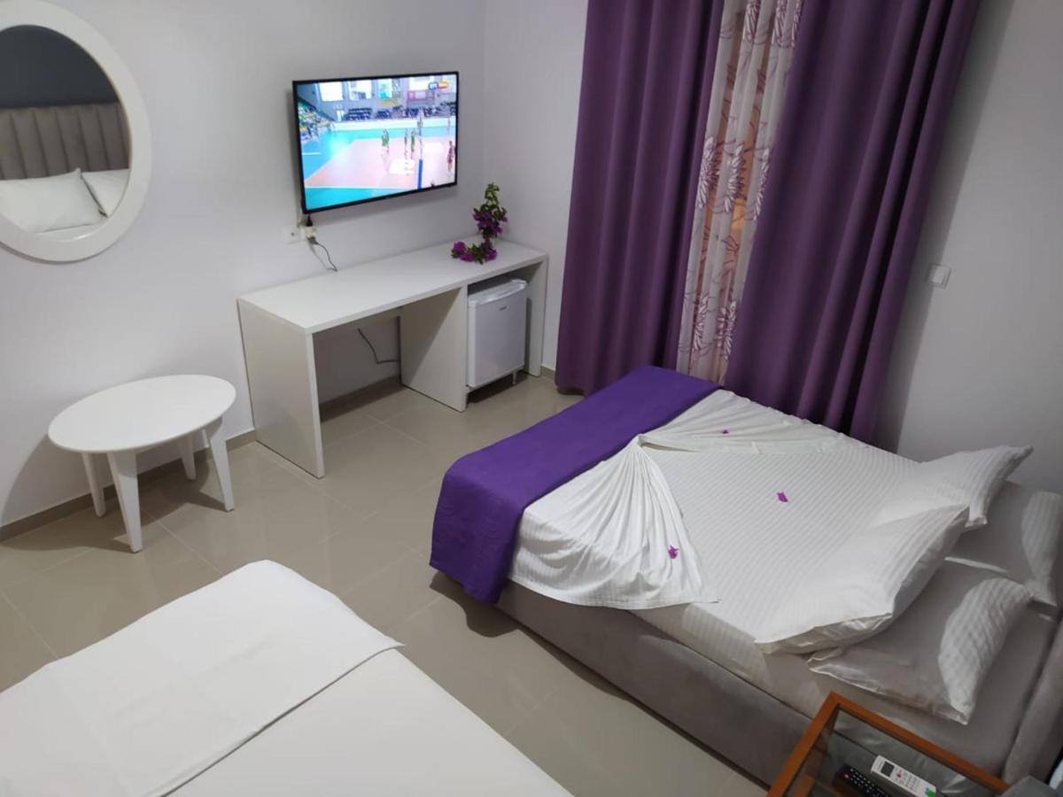 Hotel Elisabet Sarande Ngoại thất bức ảnh