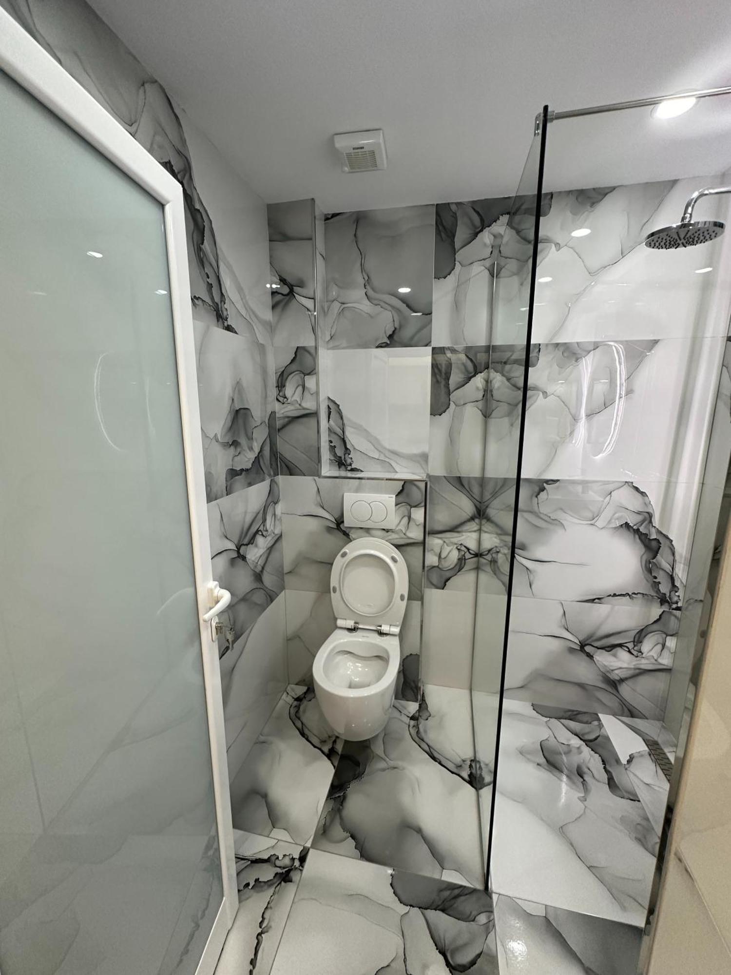 Hotel Elisabet Sarande Ngoại thất bức ảnh