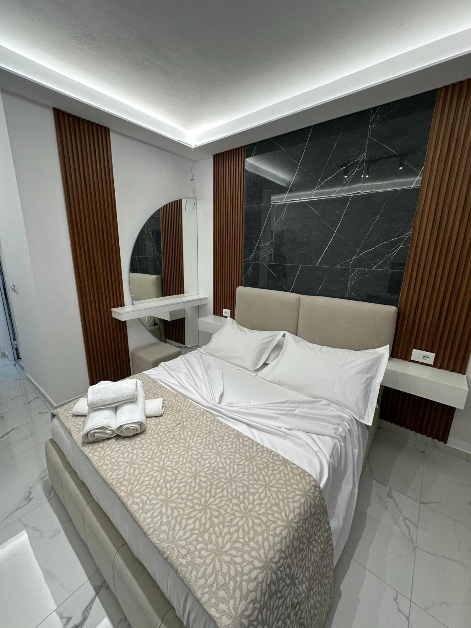 Hotel Elisabet Sarande Ngoại thất bức ảnh