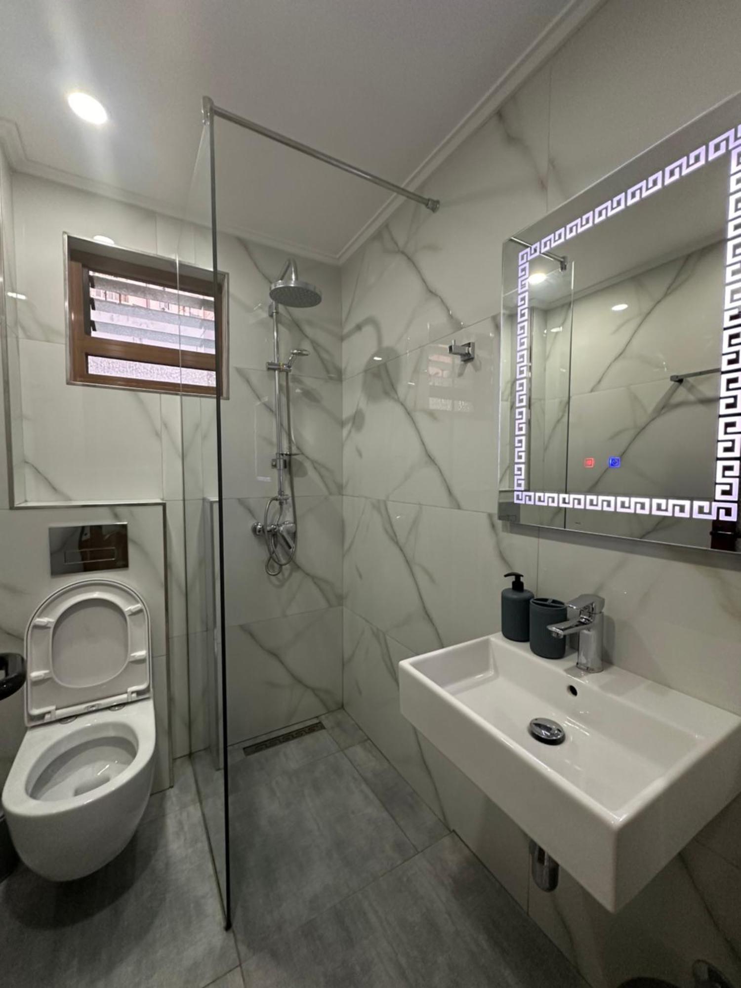 Hotel Elisabet Sarande Ngoại thất bức ảnh